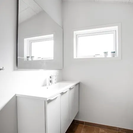Holiday home Edy - 75m From The Sea By Interhome *