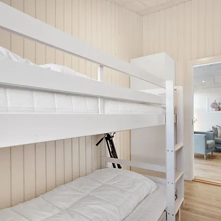 Holiday home Edy - 75m From The Sea By Interhome